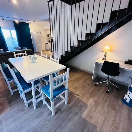 דירה Salles Duplex 45 ל'אסטרטיט