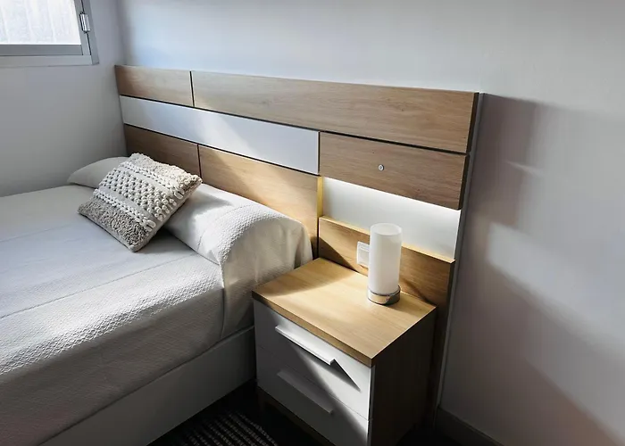 Salles Duplex 45 * ל'אסטרטיט
